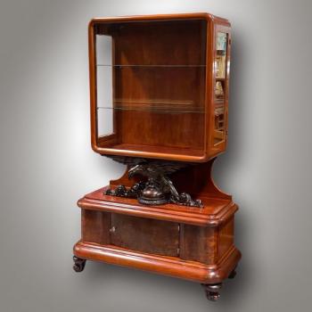 Display Cabinet - walnut burr, brass - 1930